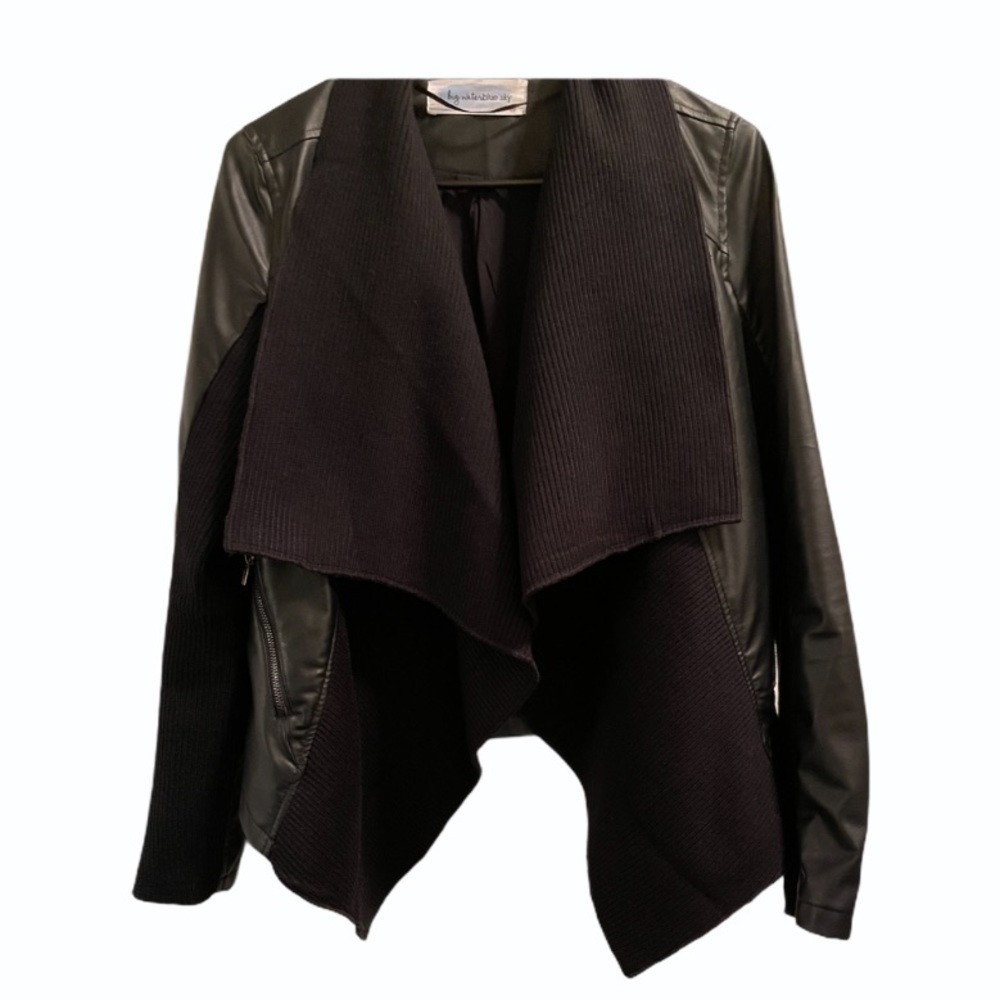 Black Leather Jacket size M